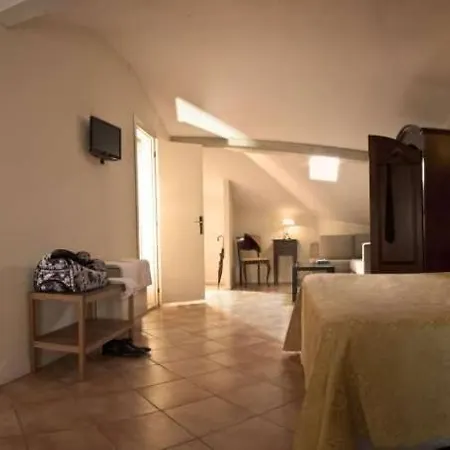 Otel Orologio 3*
